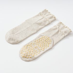 3-Pack Double-Ruffle Yoga Socks - Gray
