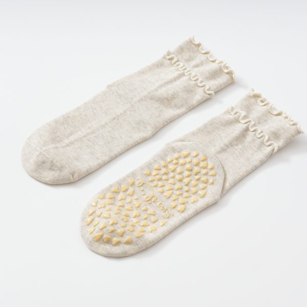 3-Pack Double-Ruffle Yoga Socks - Gray