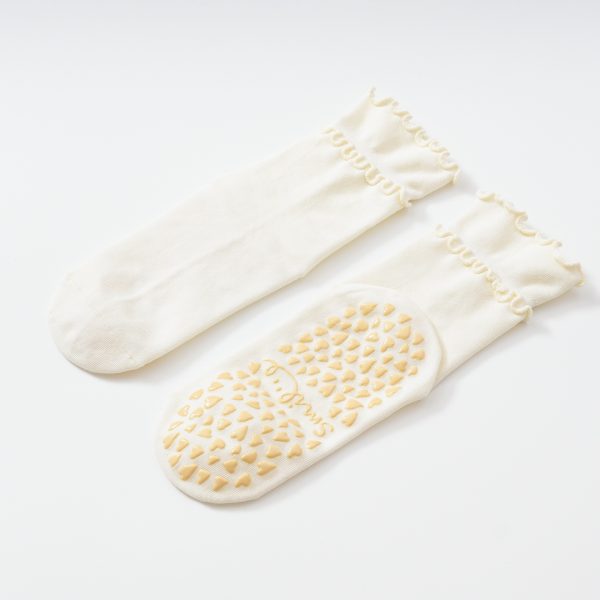3-Pack Double-Ruffle Yoga Socks - White
