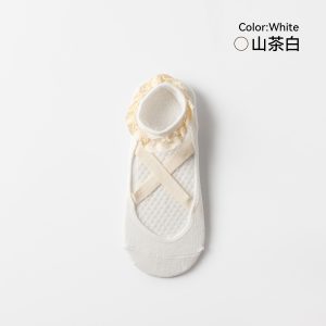3-Pack Lace-Trim Yoga Socks - White